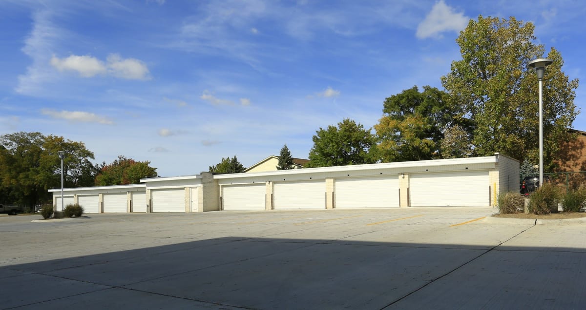 Apartments for Rent in Parma Heights, Ohio Ridgewood Park